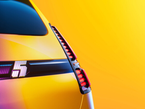 LES PREMIERES IMAGES DE LA PROCHAINE RENAULT 5 !